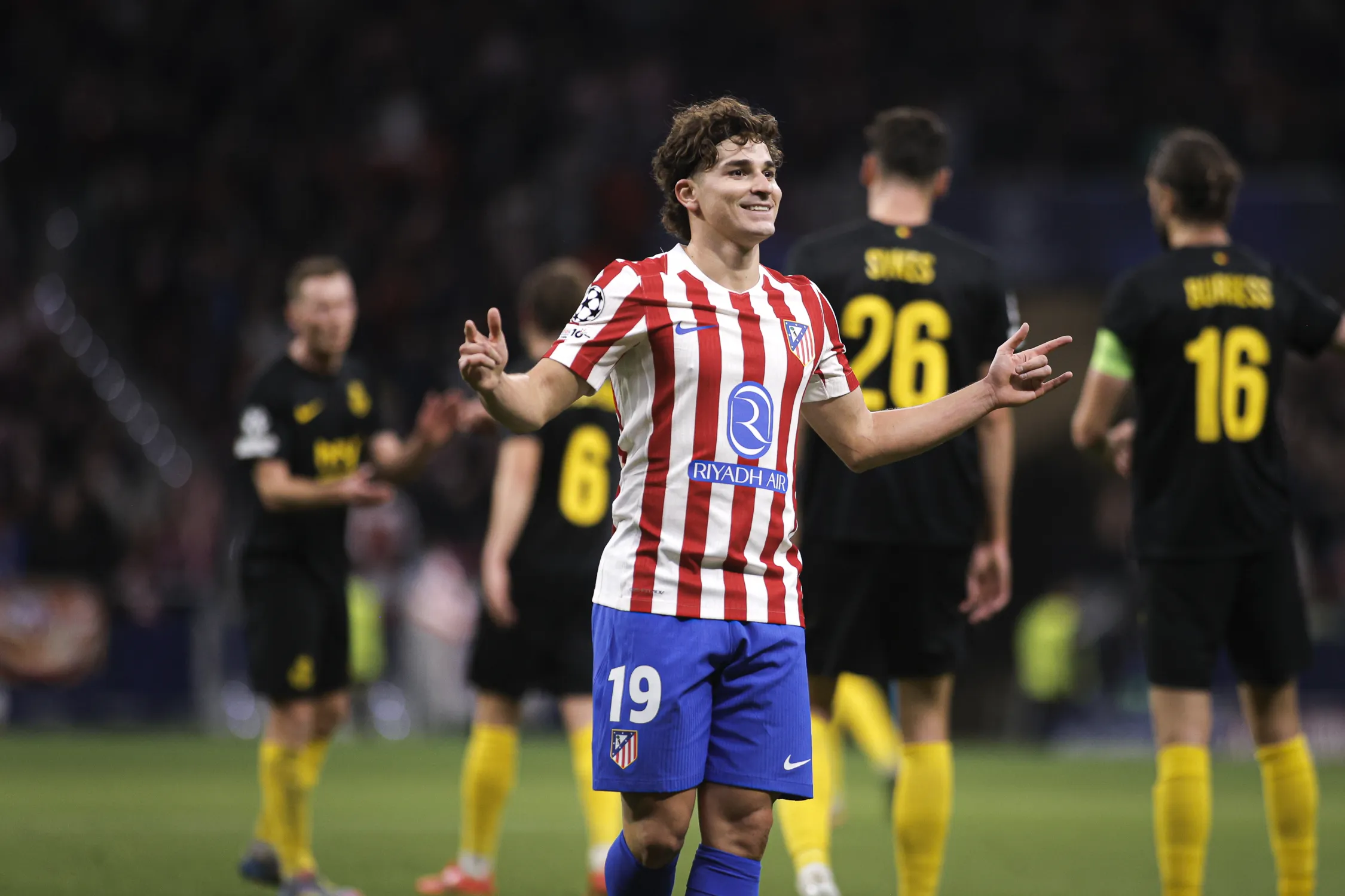 Atletico Madrid Siap Jual Julian Alvarez Musim Panas Ini - sumber: (footballespana)