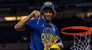 Bintang Michigan Wolverines Morez Johnson Jr Bertahan di Draft NBA 2026