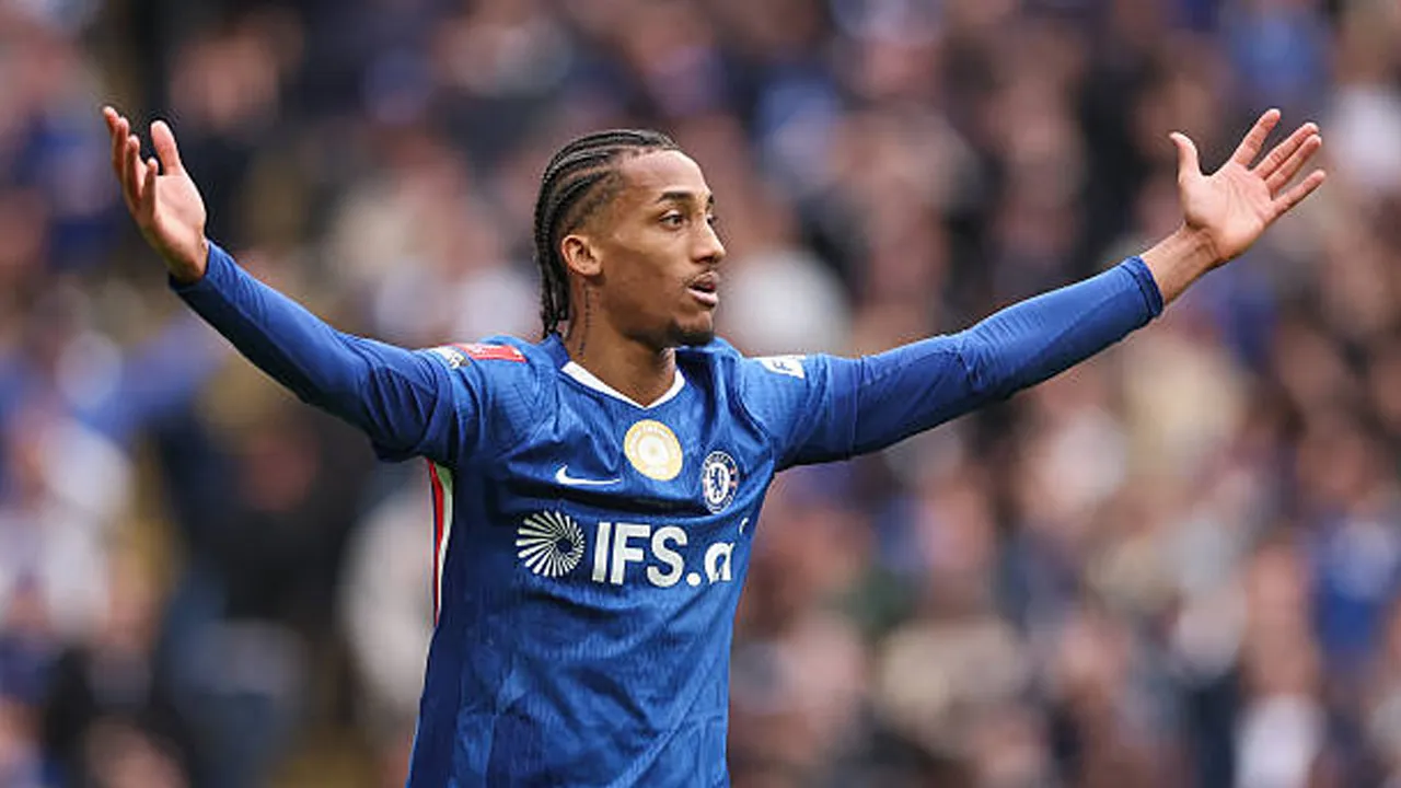 Demi Datangkan Victor Osimhen, Chelsea Pertimbangkan Jual Joao Pedro?
