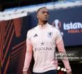 Ezri Konsa Ungkap Momen Unai Emery Ketakutan di Aston Villa