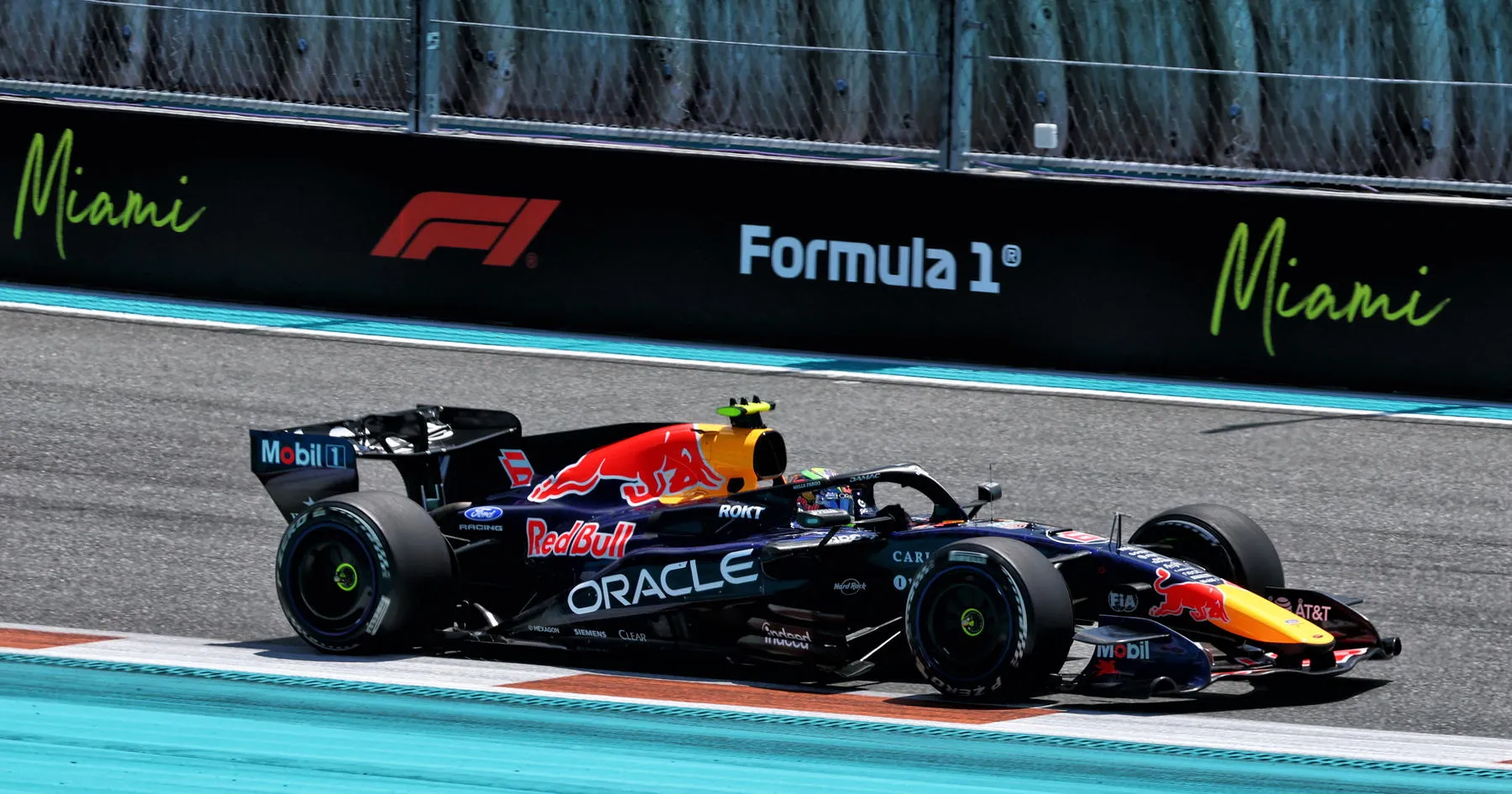 Ford Pertimbangkan Kembali ke Mesin V8 di Formula 1 - sumber: (racingnews365)