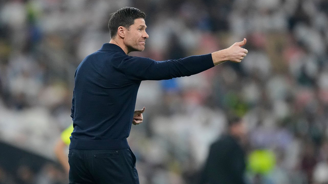 Gus Poyet Yakin Xabi Alonso Bisa Sukses Bersama Chelsea
