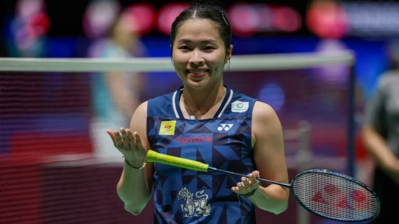 Janji Mendiang Sang Ibu Yang Membuat Ratchanok Intanon Terus Bertahan