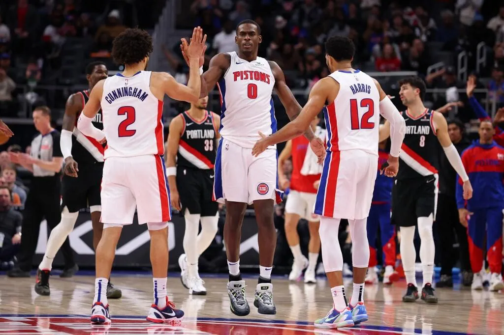 Pistons Pertahankan Jalen Duren dan Tobias Harris - sumber: (mainbasket)