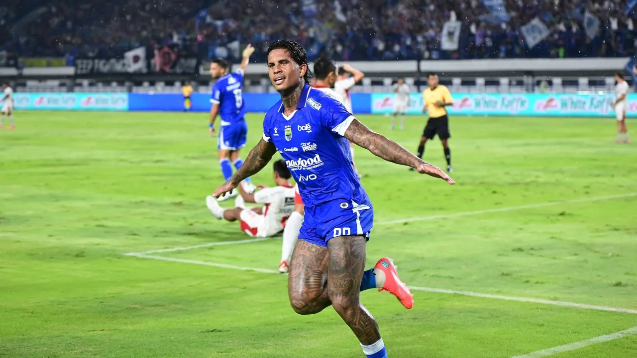 Striker Persib, Ramon Tanque