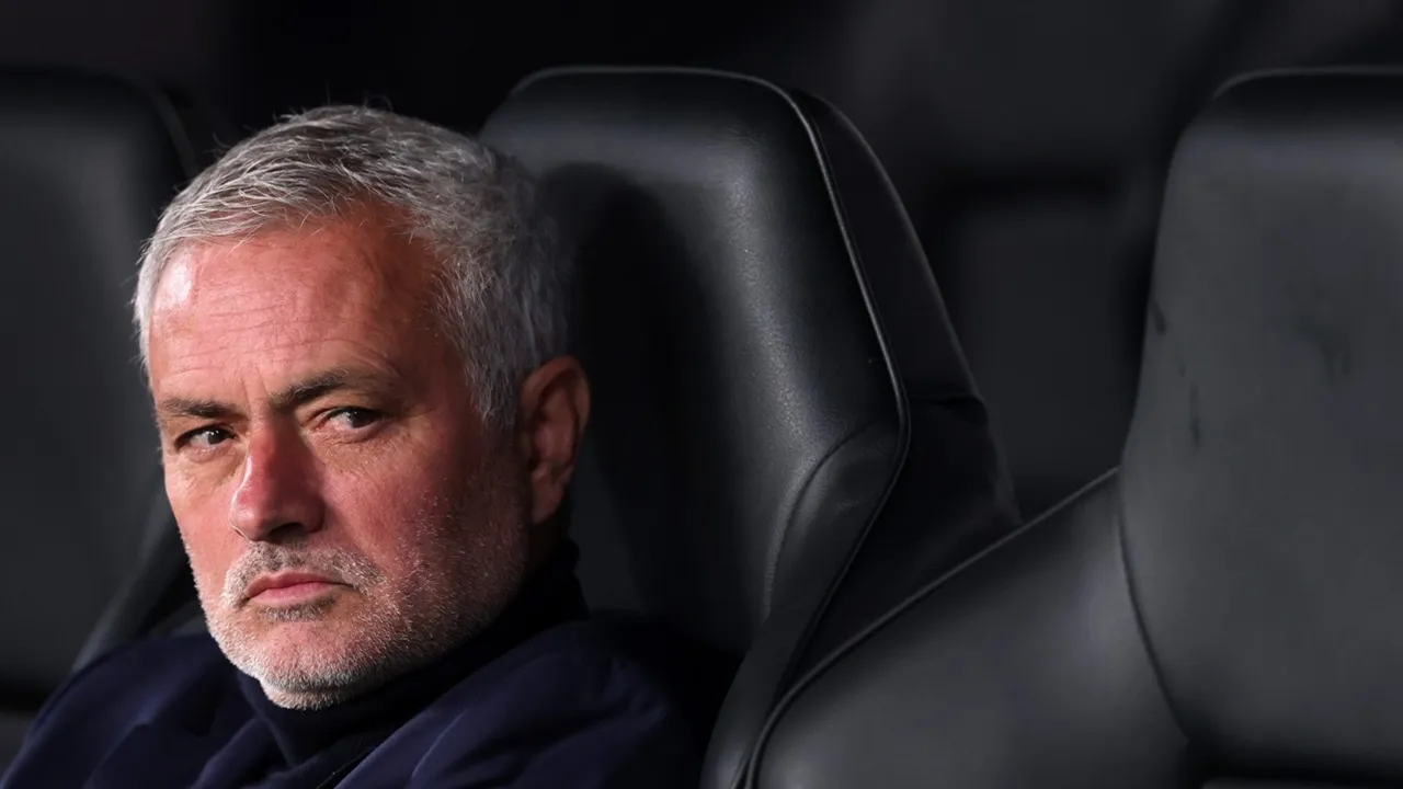 Real Madrid Harus Bayar Klausul Pelepasan Mourinho ke Benfica