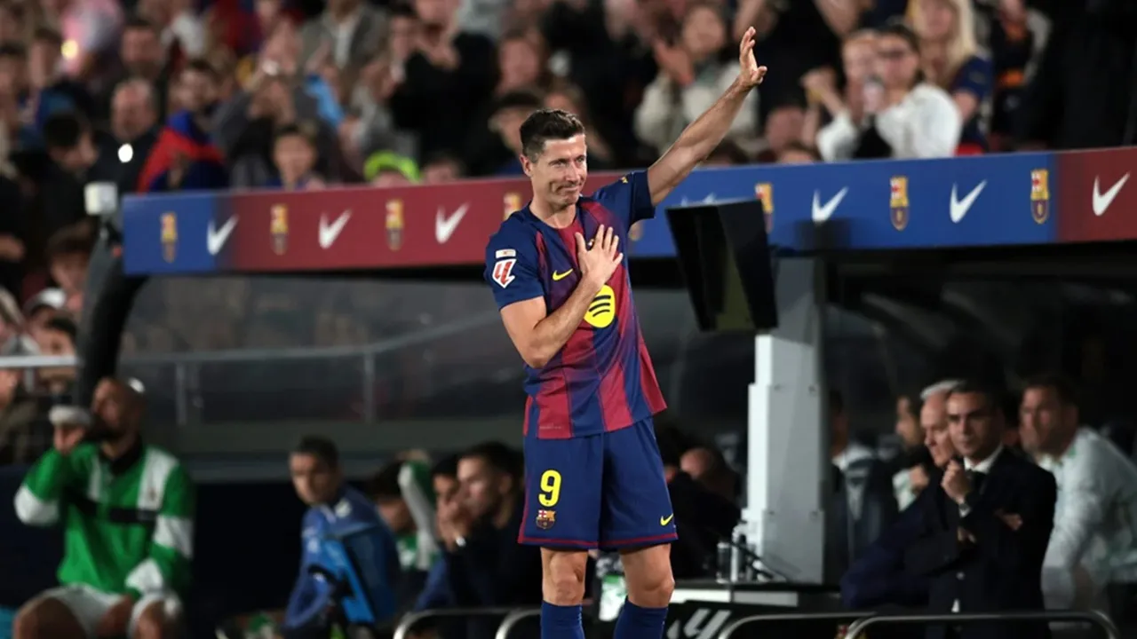 Robert Lewandowski Kirimkan Pesan ke Pemain Barcelona