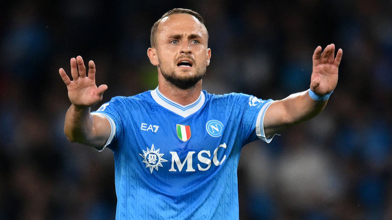 Stanislav Lobotka Jadi Buruan Juventus, Tiket UCL Bisa Jadi Penentu