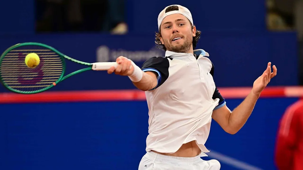 Aleksandar Kovacevic Paksa Felix Auger Aliassime Angkat Kaki Dari Hamburg