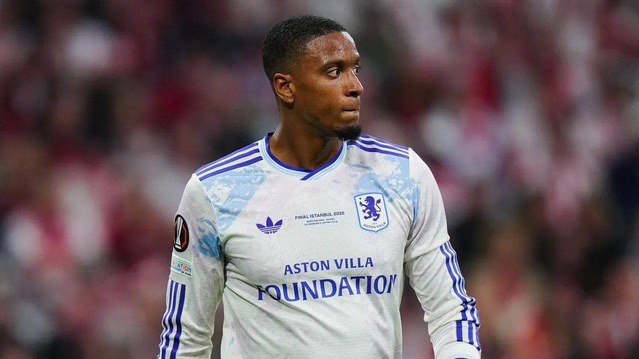 Ezri Konsa.