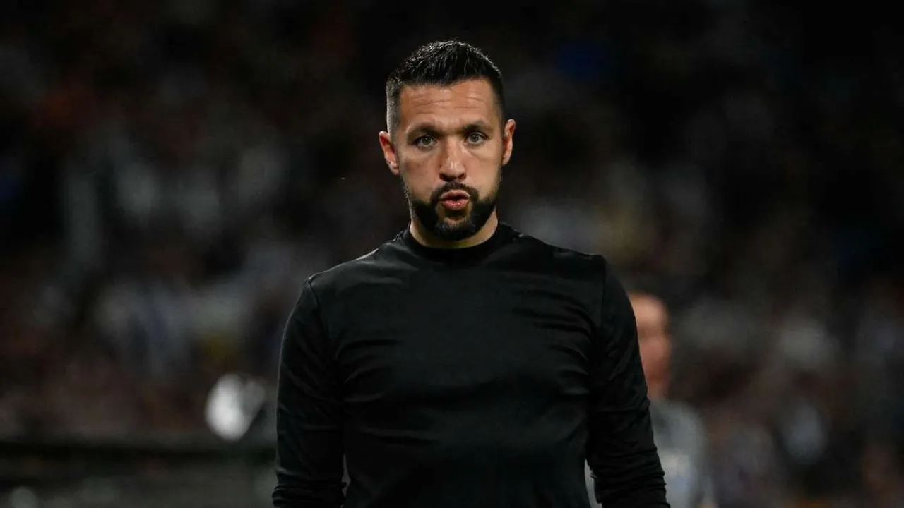 Francesco Farioli: Serie A Bisa Tunggu, Saya Masih Betah di Porto!