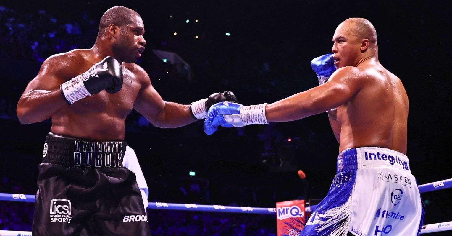 Frank Warren Nilai Rematch Dubois vs Wardley Resmi