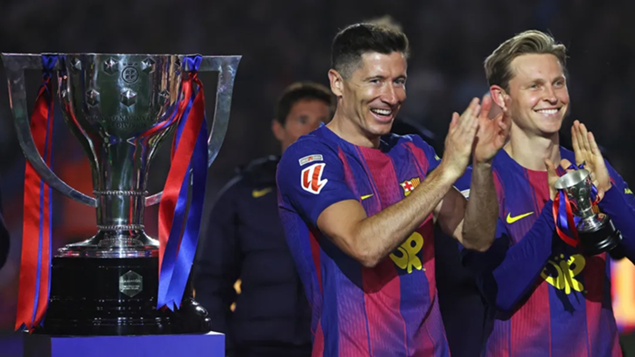 Frankie de Jong Sebut Barcelona Akan Merindukan Lewandowski