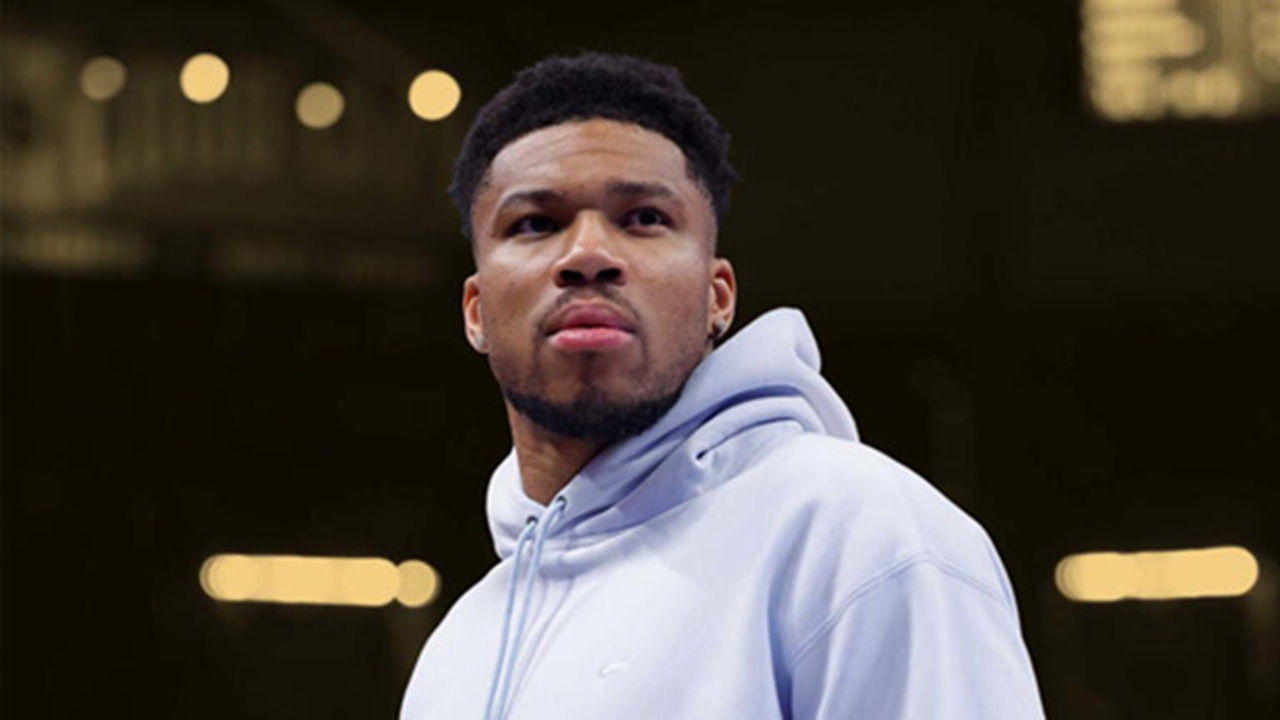 Giannis Antetokounmpo Kembali Saksikan Final Four EuroLeague