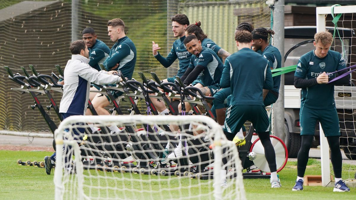 Lima Pemain Arsenal Absen Latihan, Dowman Fokus Ujian