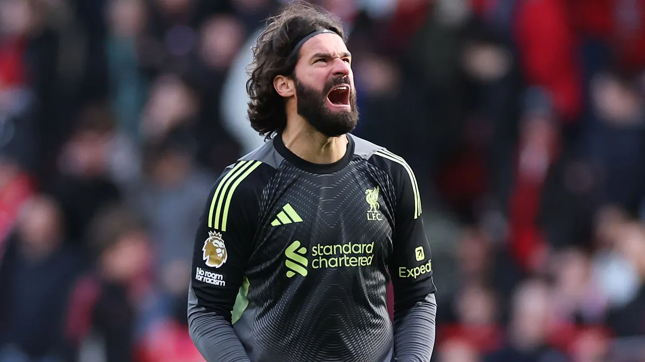 Alisson Becker.