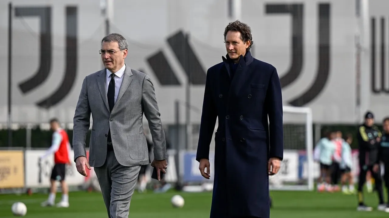 Nasibnya Dipertaruhkan, Damien Comolli Tunda Banyak Rapat Internal Juventus