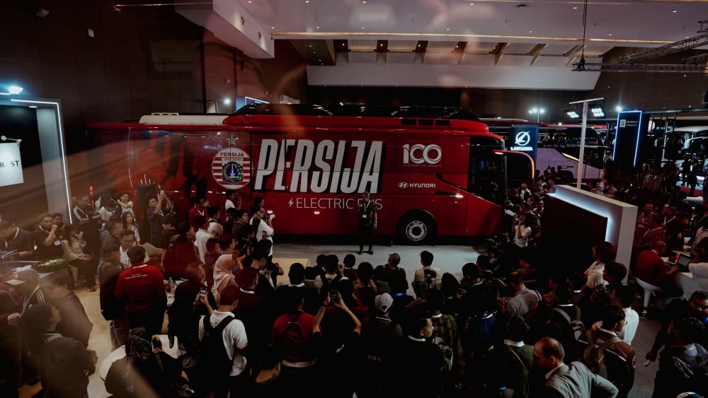 Persija Kenalkan Kendaraan Listrik untuk Hadapi Musim Baru