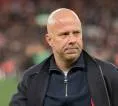 Arne Slot Sindir Arsenal Meski Ucapkan Selamat Juara