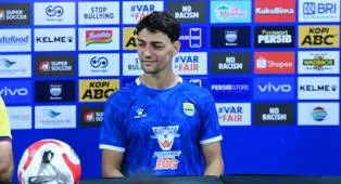 Calon Pemain Terbaik Liga, Barba: Target Klub Lebih Penting