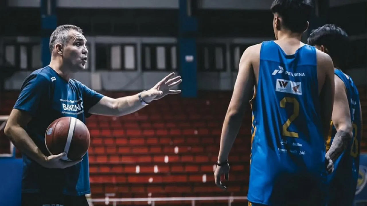 Djordje Jovicic pastikan Satria Muda siap hadapi Hangtuah Jakarta di babak playoff.
