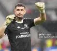Emiliano Martinez Nekat Main Meski Jarinya Patah