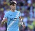 John Stones Kenang 10 Tahun Penuh Trofi Bersama Manchester City