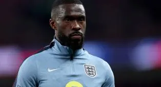 Kecewa, Tomori Dicoret dari Skuad Inggris untuk Piala Dunia 2026
