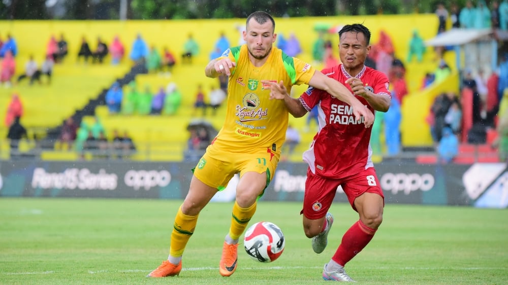 Pelatih Tavares Targetkan Akhir Musim Berkesan untuk Persebaya