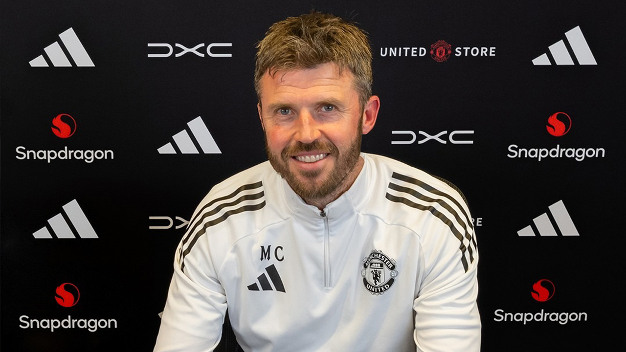 Resmi Jadi Manajer Permanen MU, Michael Carrick Langsung Bidik Trofi