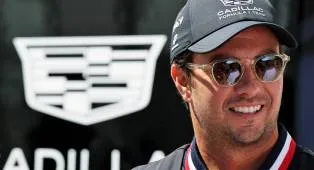 Sergio Perez Ingin Ikuti Jejak Verstappen di Nordschleife