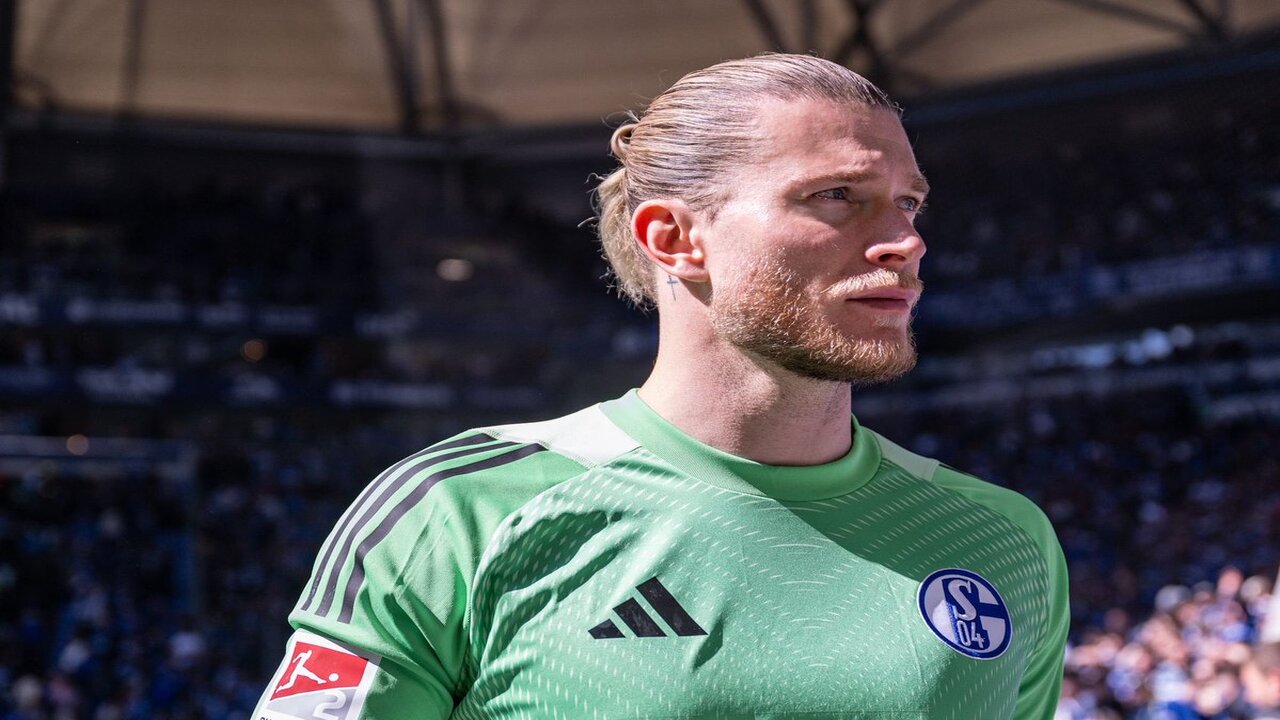 Sukses Bawa Klub Promosi, Loris Karius Dihadiahi Kontrak Baru Oleh Schalke