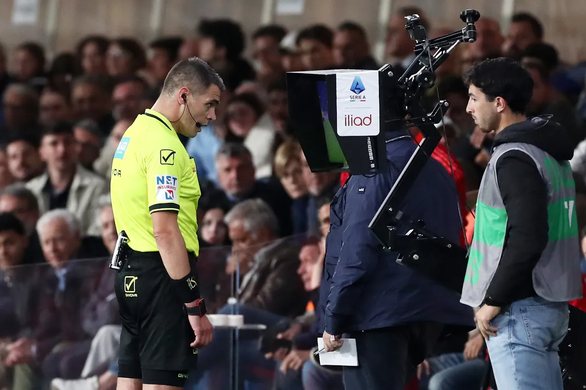 Wasit dan VAR Resmi Ditunjuk untuk Pekan Terakhir Serie A - sumber: (footballitalia)