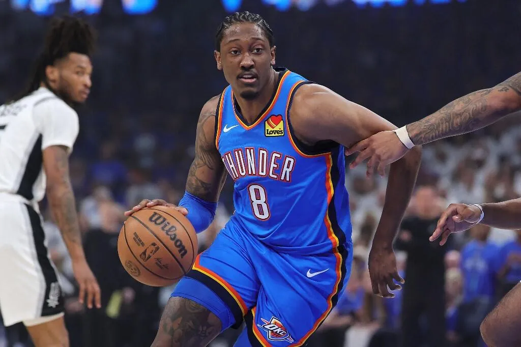 Williams Diragukan Tampil di Gim 3 Akibat Cedera Hamstring - sumber: (mainbasket)