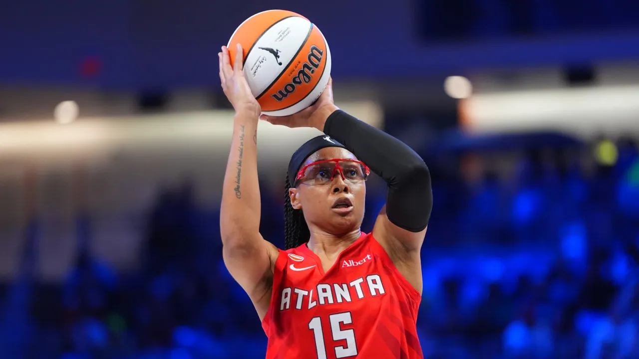 Allisha Gray memimpin daftar pencetak angka di Atlanta Dream dengan rata-rata 25 poin per gim dalam tiga pertandingan pertama musim ini. (Foto: AP)