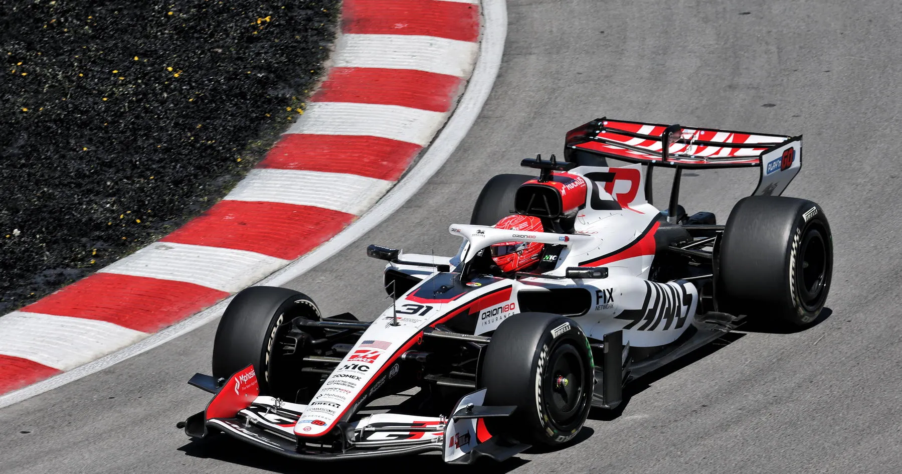 Esteban Ocon Lolos Sanksi Meski Langgar Aturan Pit - sumber: (racingnews365)