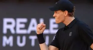 Jannik Sinner Tepis Kekhawatiran Akan Kelelahan Jelang French Open