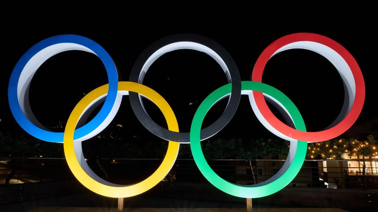 Tuan rumah Olimpiade yang dimaksud adalah pada atau setelah peringatan 100 tahun Olimpiade 1936 yang pernah digelar rezim Nazi Jerman. (Foto: AP)