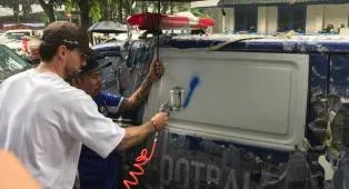 Marc Klok Salurkan Bantuan Untuk Perbaikan Ambulans VPC