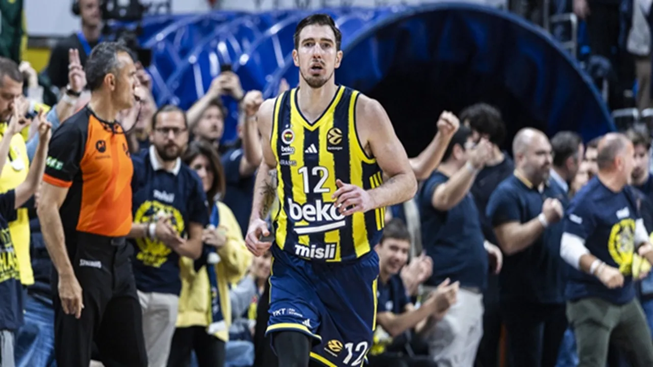 Nando De Colo Kecewa Akhiri Musim dengan Pahit