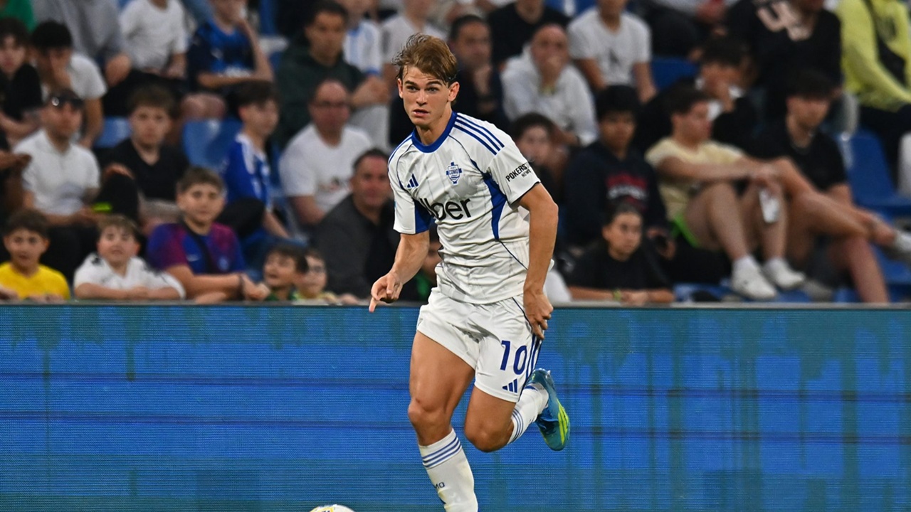 Nico Paz Hengkang ke Real Madrid Atau Bertahan di Como