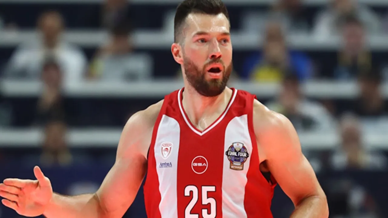 Olympiacos Kalahkan Fenerbahce, Perers: Efesiensi Kuncinya