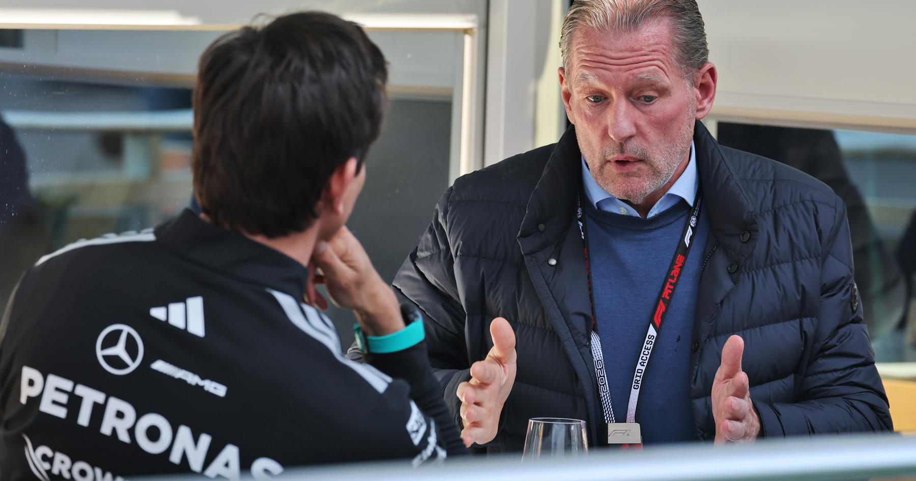 Pernyataan Tegas Mekies Terkait Pembicaraan Wolff-Verstappen