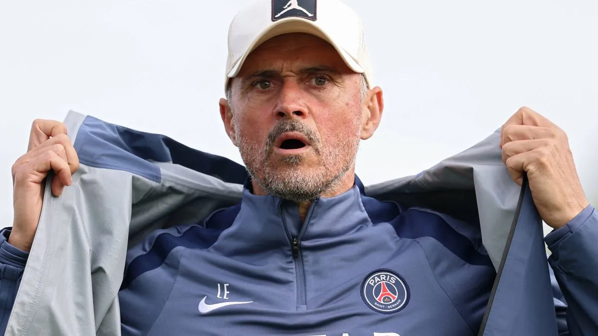 PSG Terpukul Jelang Final Liga Champions Melawan Arsenal - sumber: (footballlondon)