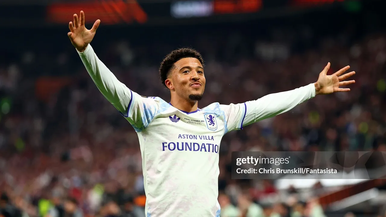 Unai Emery masih timbang masa depan Jadon Sancho dan Douglas Luiz