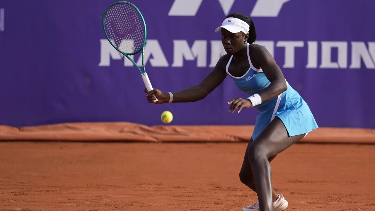 Victoria Mboko Siap Duel Kontra Emma Navarro Demi Perebutkan Gelar Di Strasbourg