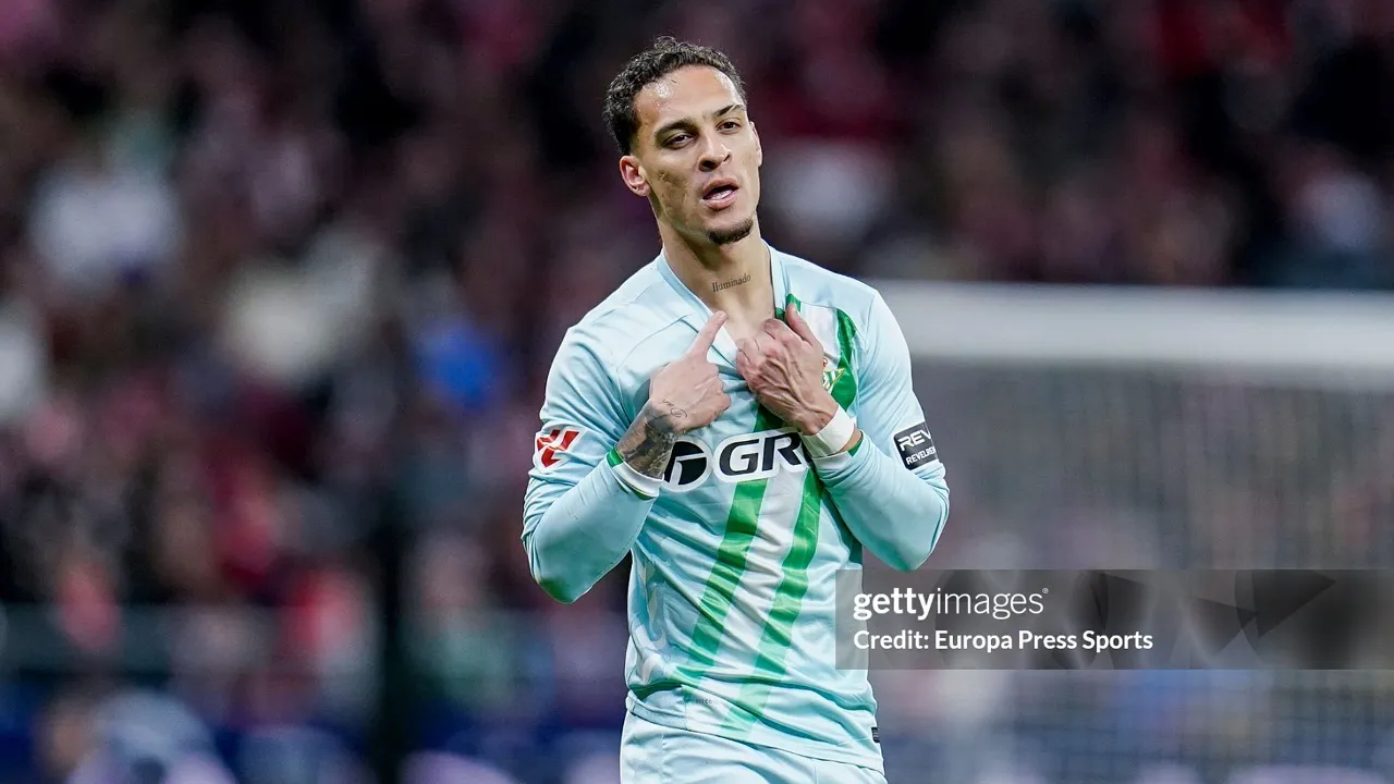 Antony diburu Aston Villa setelah bangkit di Real Betis