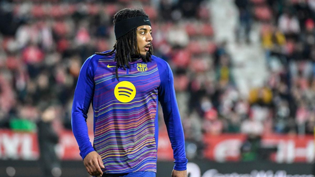 Barcelona Buka Peluang untuk Melepas Jules Kounde
