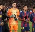 Barcelona Dikalahkan Valencia, Joan Garcia Tetap Raih Trofi Zamora