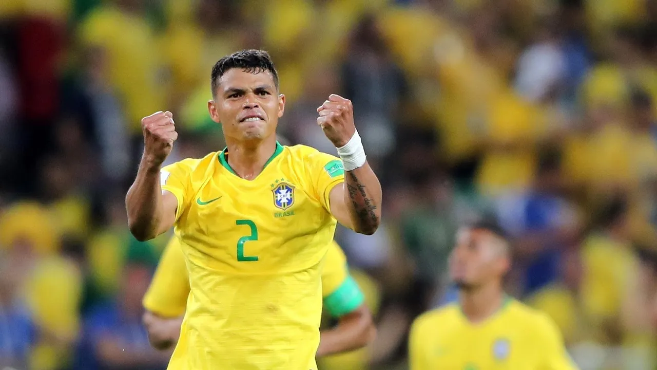 Bukan ke AC Milan atau Chelsea, Thiago Silva Kirim Sinyal ke Skotlandia